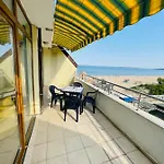 Kaya Apartment *