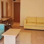 Kaya Apartment *