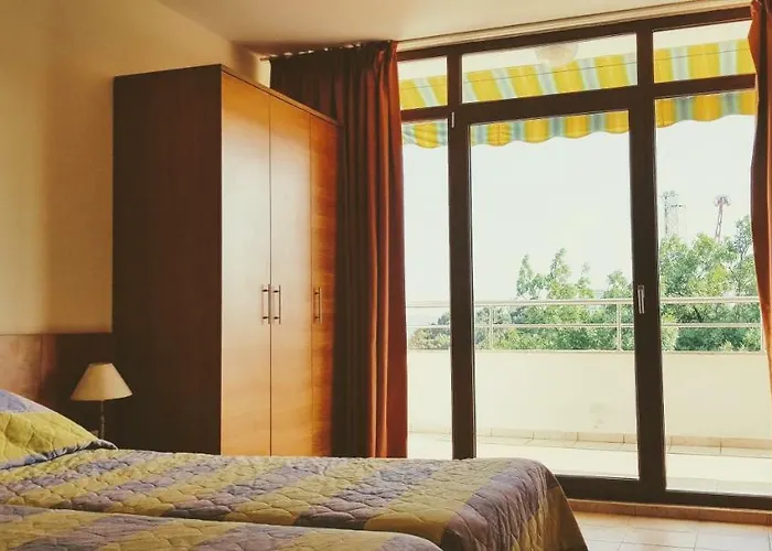 كايا * ساني بيتش